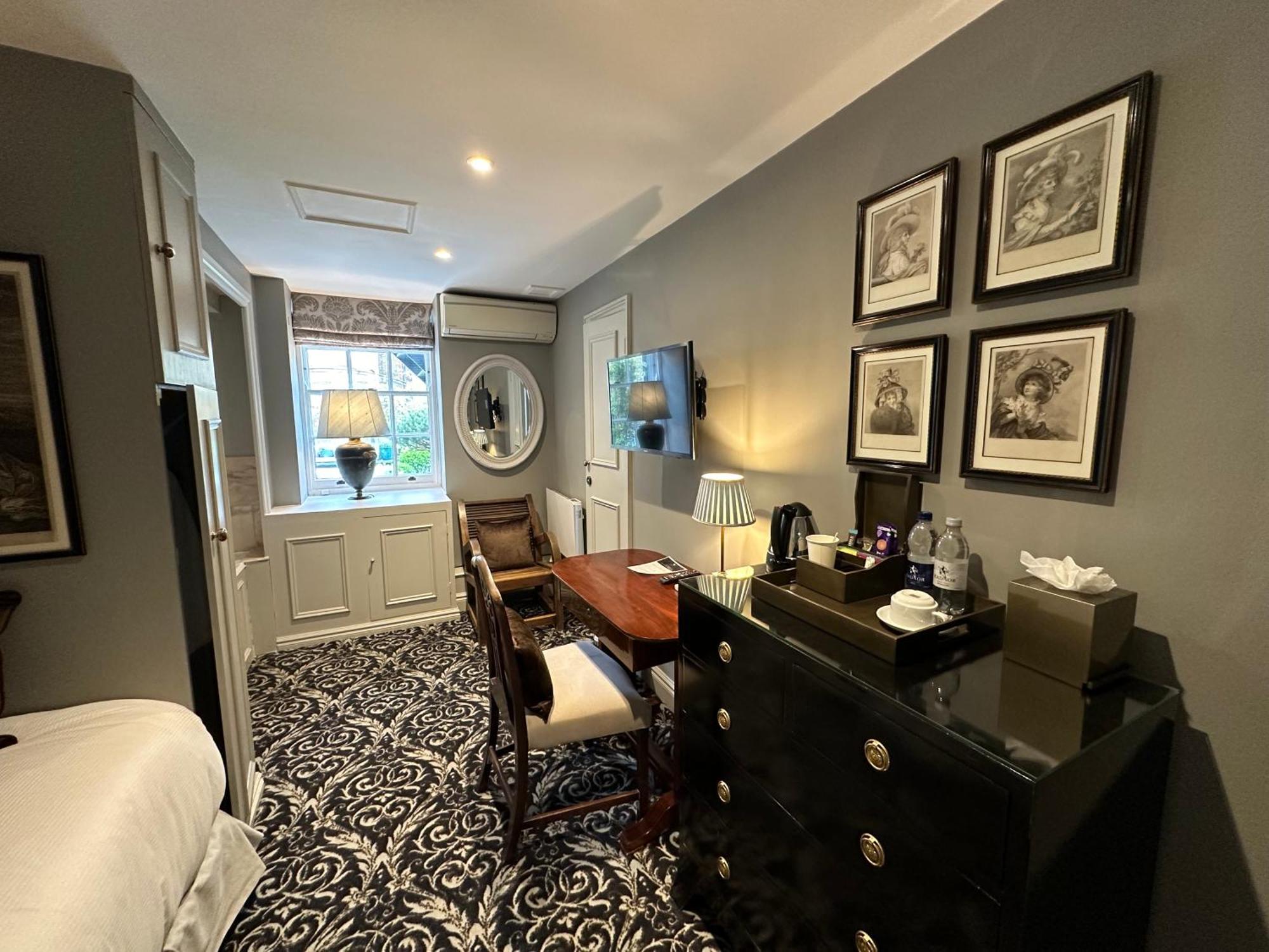 No. 30 Knightsbridge Otel Londra Dış mekan fotoğraf